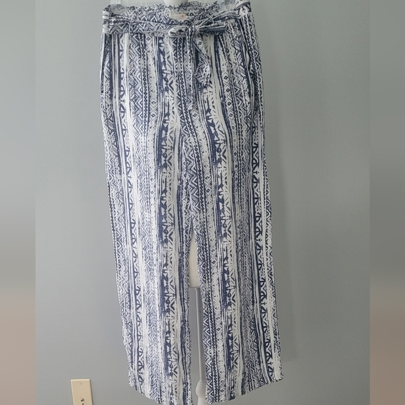 wide leg flowy pants tribal print. (a8) - Picture 1 of 4